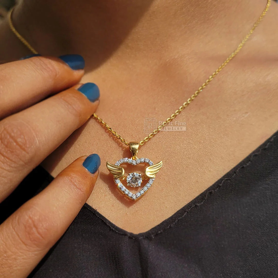 Moissanite Pendant In 18K Gold