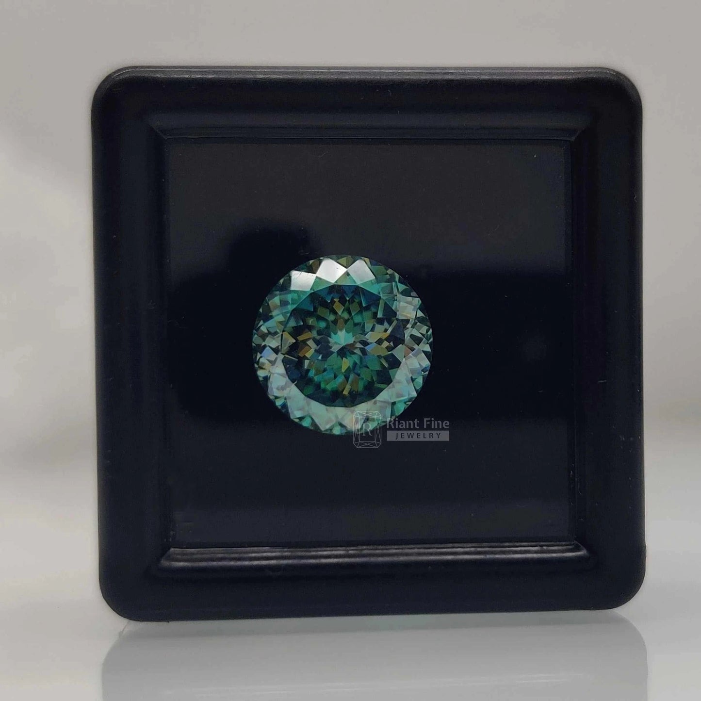 Antique Cyan Greenish Round Cut Loose Moissanite Diamond - Riant Fine Jewelry LLC
