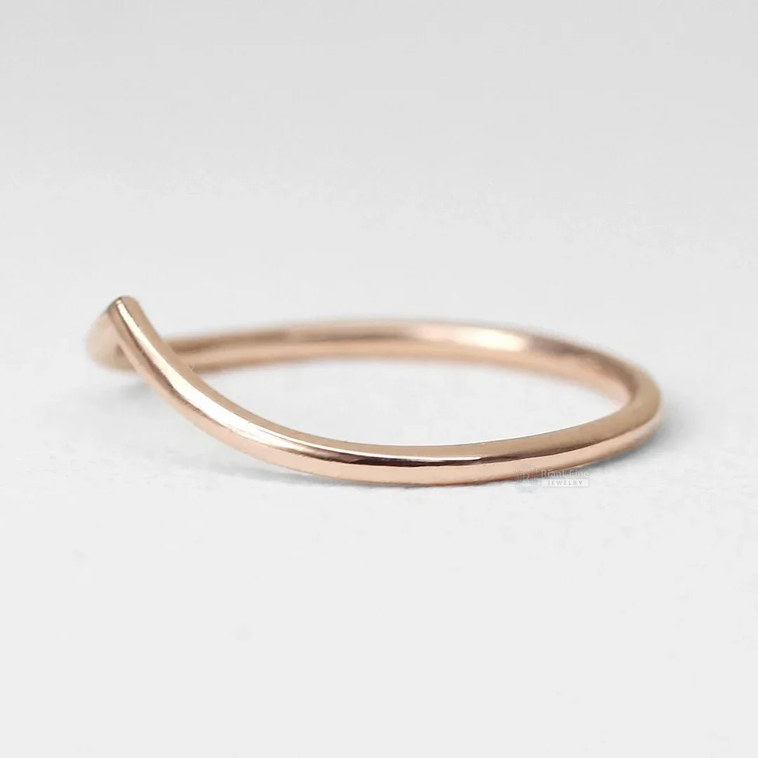 Dainty 14K Solid Gold Chevron Ring For Wedding - Riant Fine Jewelry