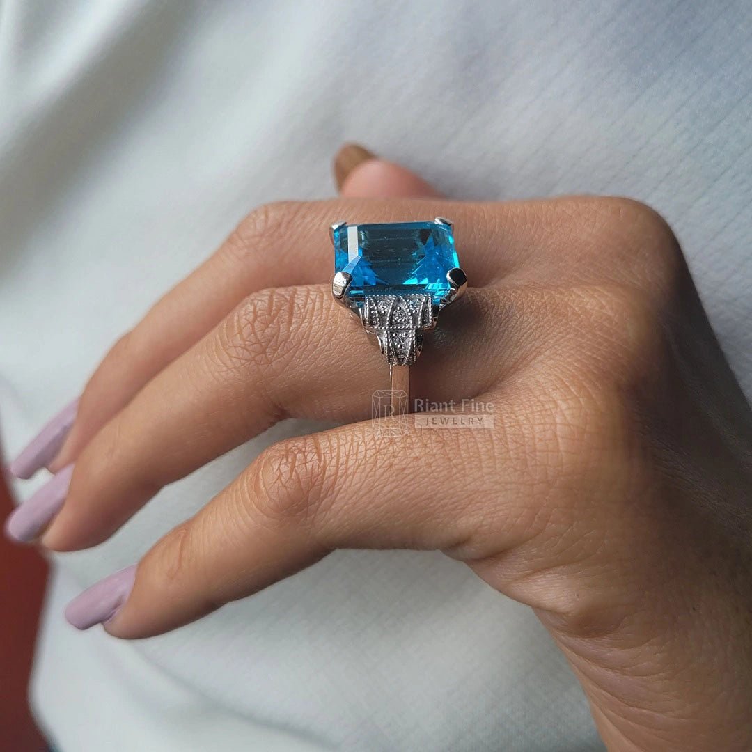 Emerald Cut Aquamarine Engagement Ring in 14K Gold - Riant Fine Jewelry