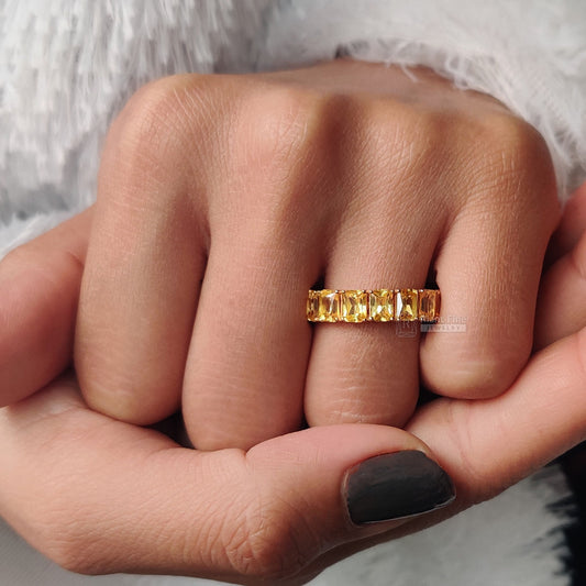 Emerald Yellow Diamond Wedding Band in Yellow Gold - Riant Fine Jewelry LLC