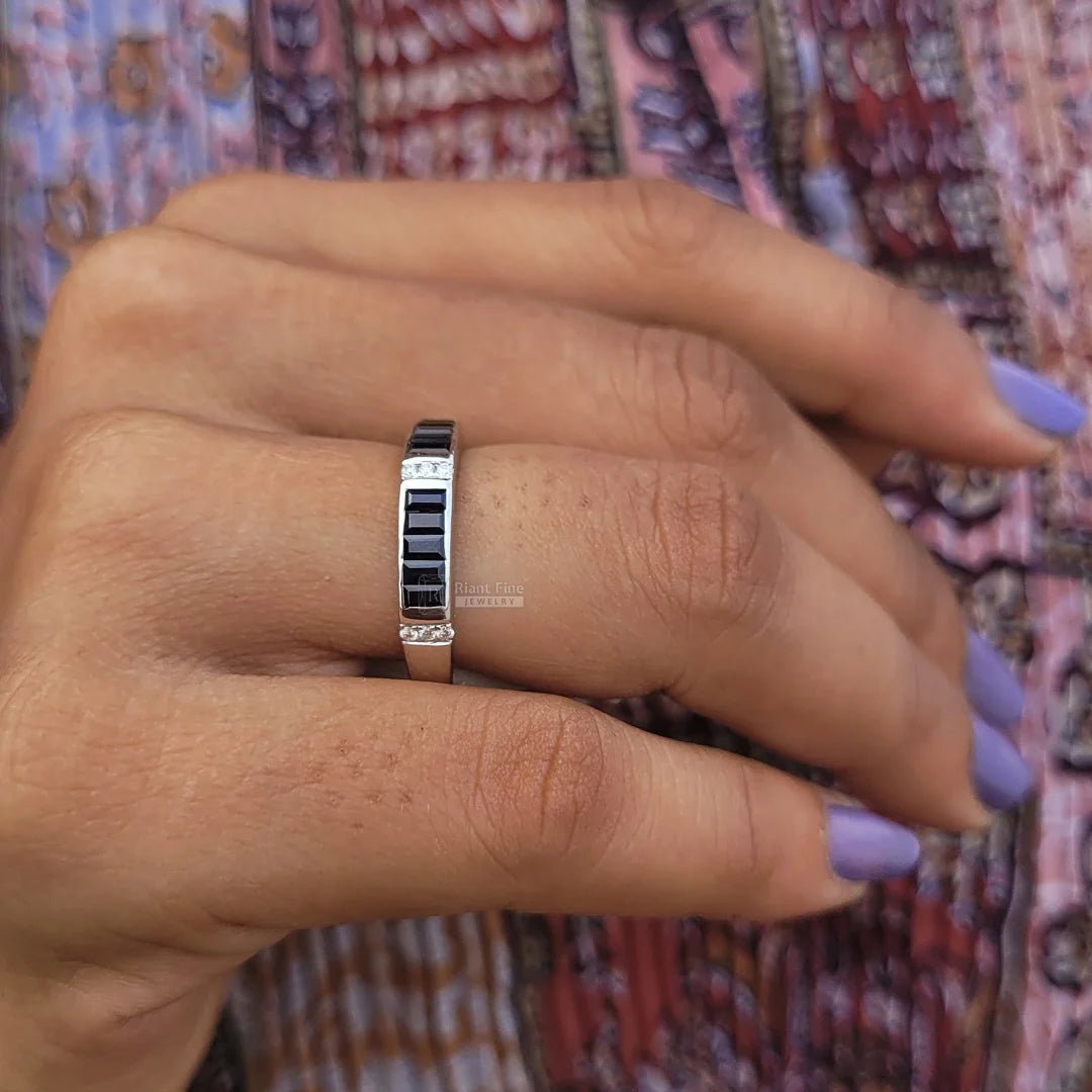 Round & Baguette Diamond Half Eternity Gold Band - Riant Fine Jewelry