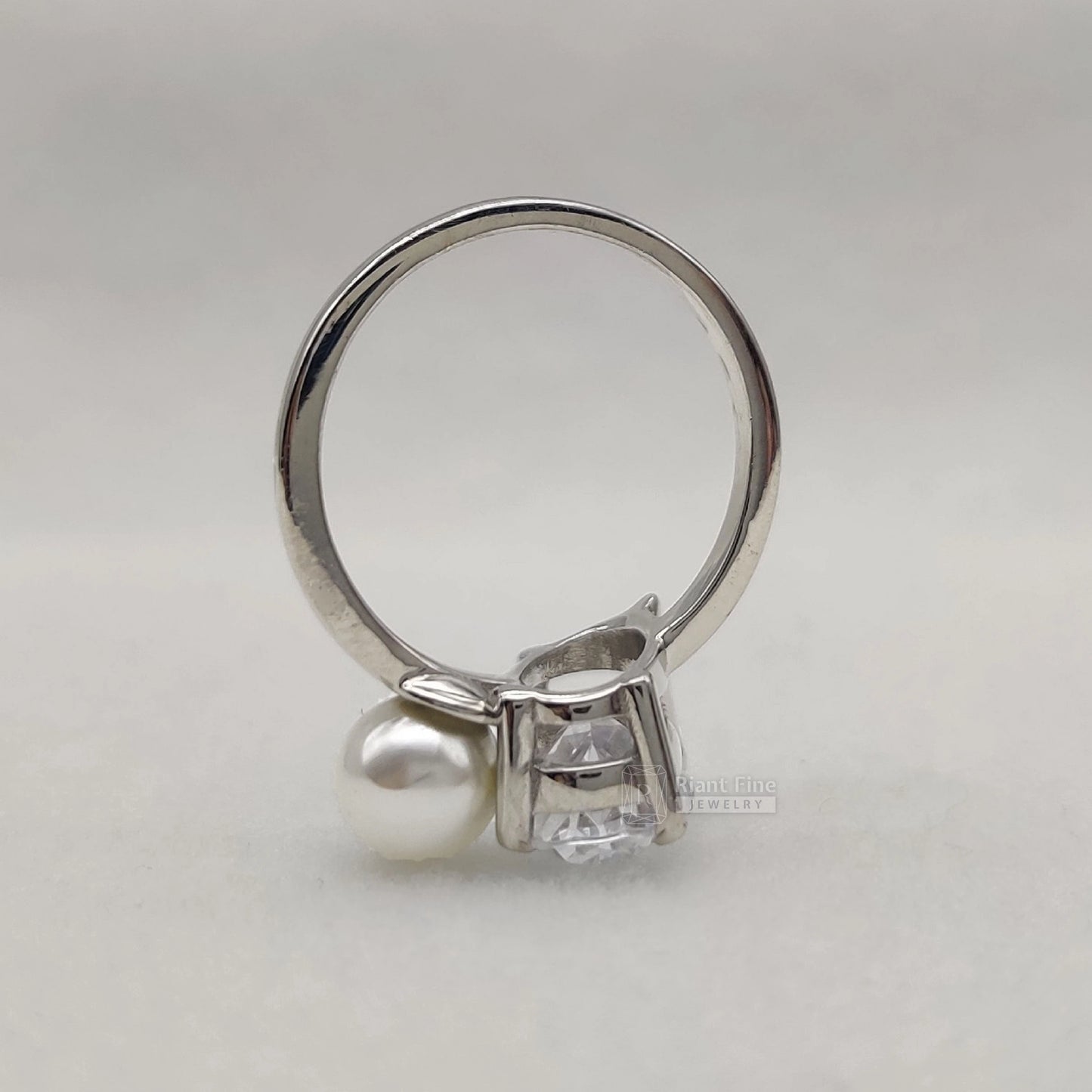 Sustainable Toi Et Moi Diamond Ring