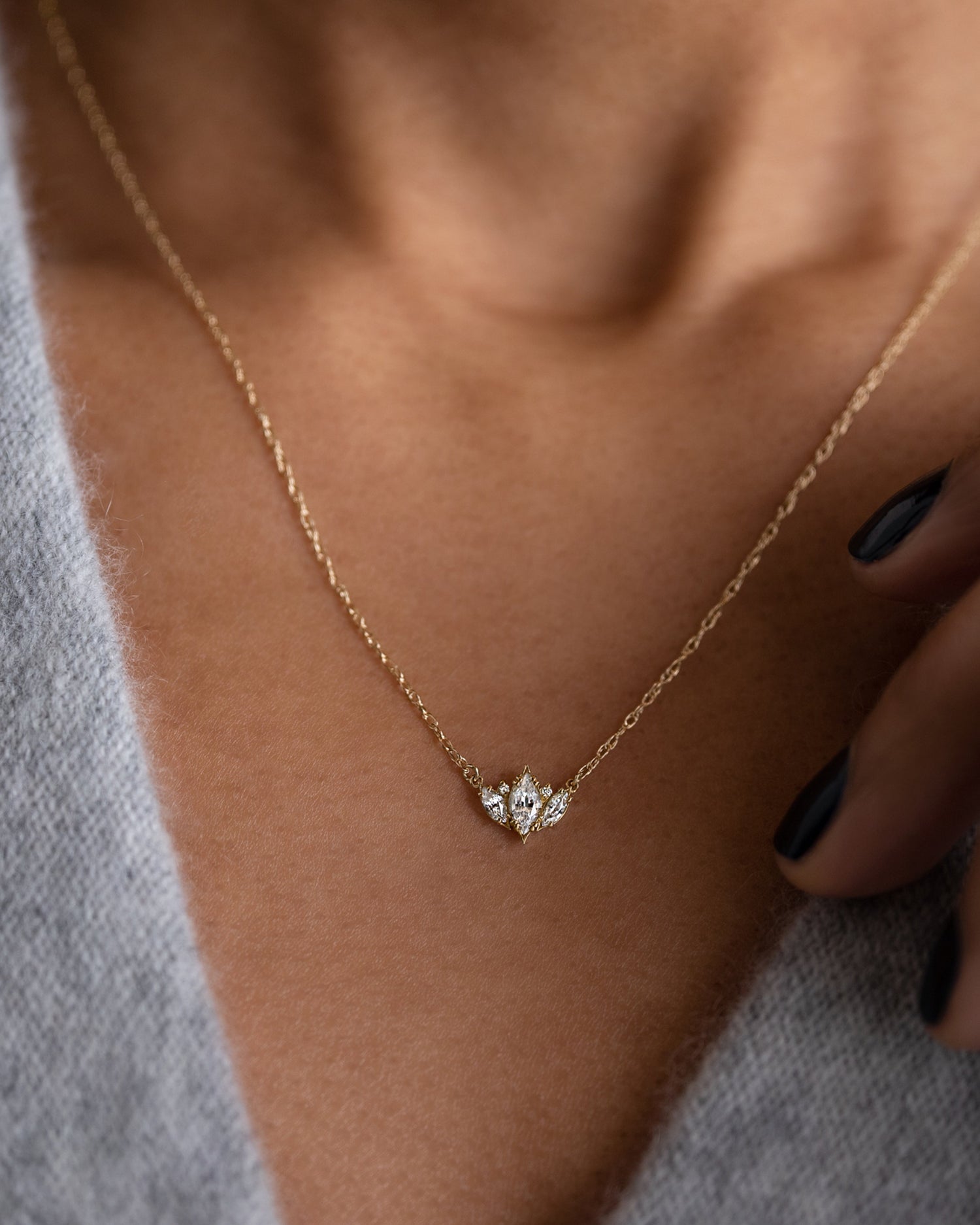 Moissanite Necklaces & Pendants