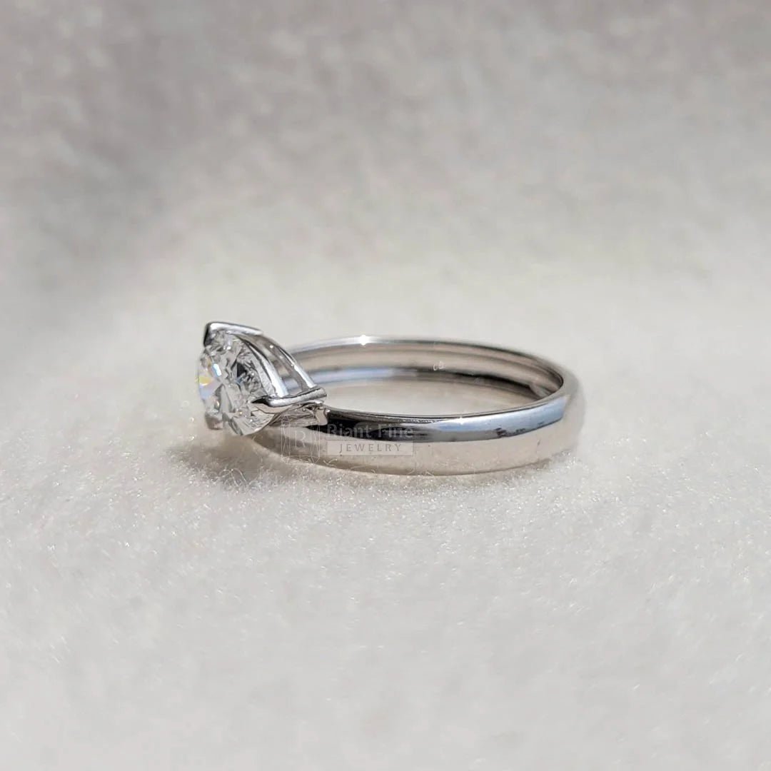 1 Carat Pear Shaped Lab Diamond Gold Engagement Ring - Riant Fine Jewelry