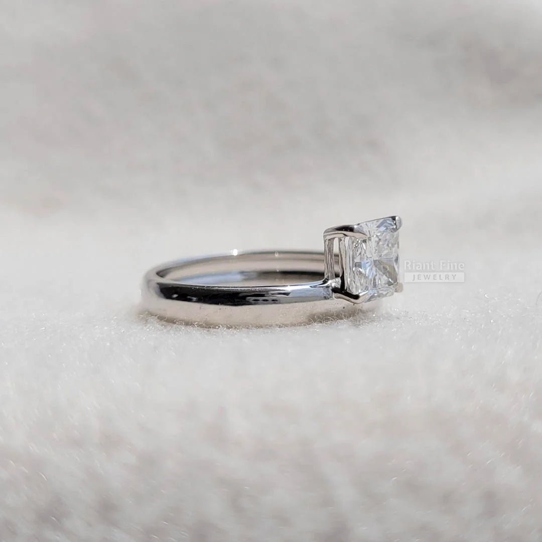 1 Carat Princess Cut Diamond Square Engagement Ring - Riant Fine Jewelry