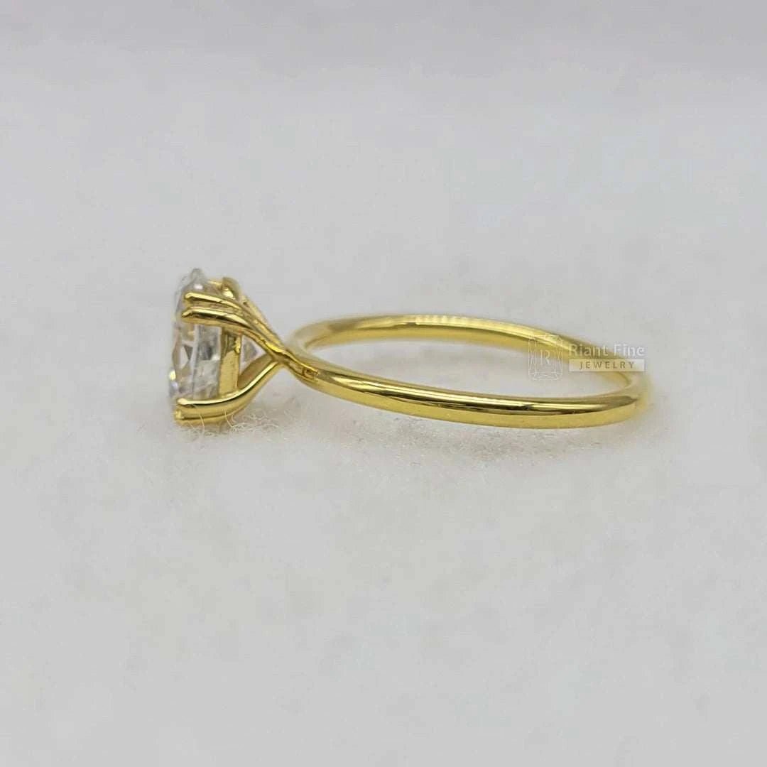 1 Ct Oval Diamond Engagement Ring in 14K Solid Gold - Riant Fine Jewelry