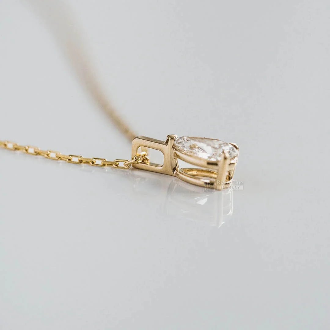 1 Ct Pear Solitaire Moissanite Pendant In 18K Gold - Riant Fine Jewelry
