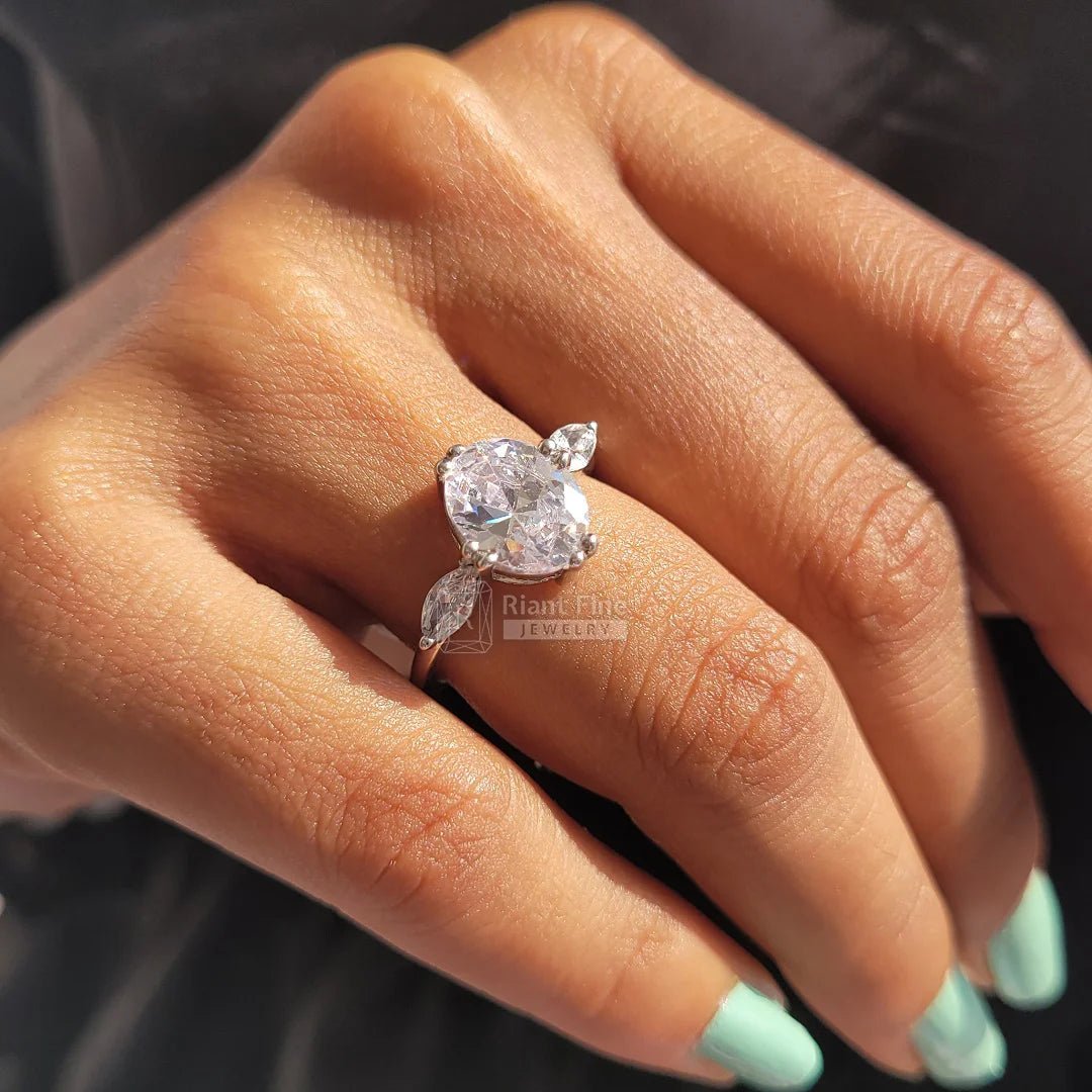 10*8 MM Oval Diamond Gold Three Stone Engagement Ring - Riant Fine Jewelry