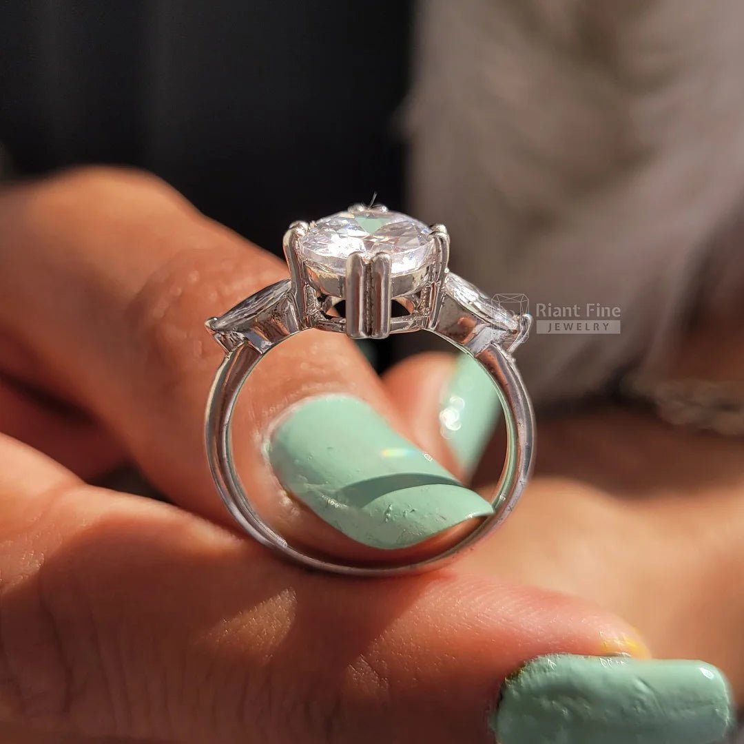 10*8 MM Oval Diamond Gold Three Stone Engagement Ring - Riant Fine Jewelry