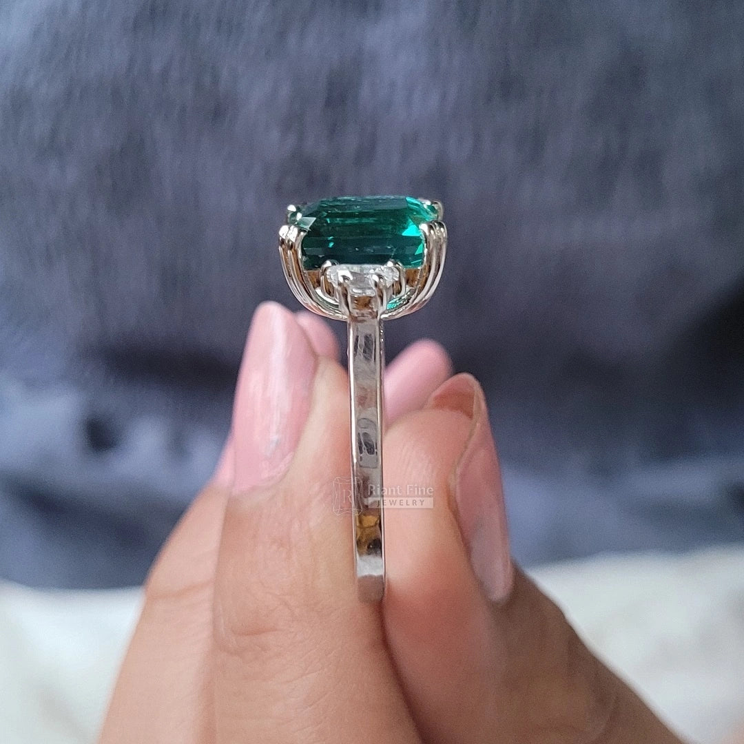 Green-Sapphire-Engagement-Ring