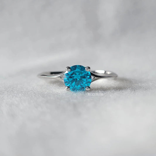 Blue-Sapphire-Engagement-Ring