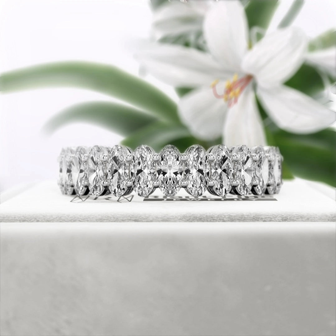 14K-White-Gold-Oval-Wedding-Band-For-Women-Front-View