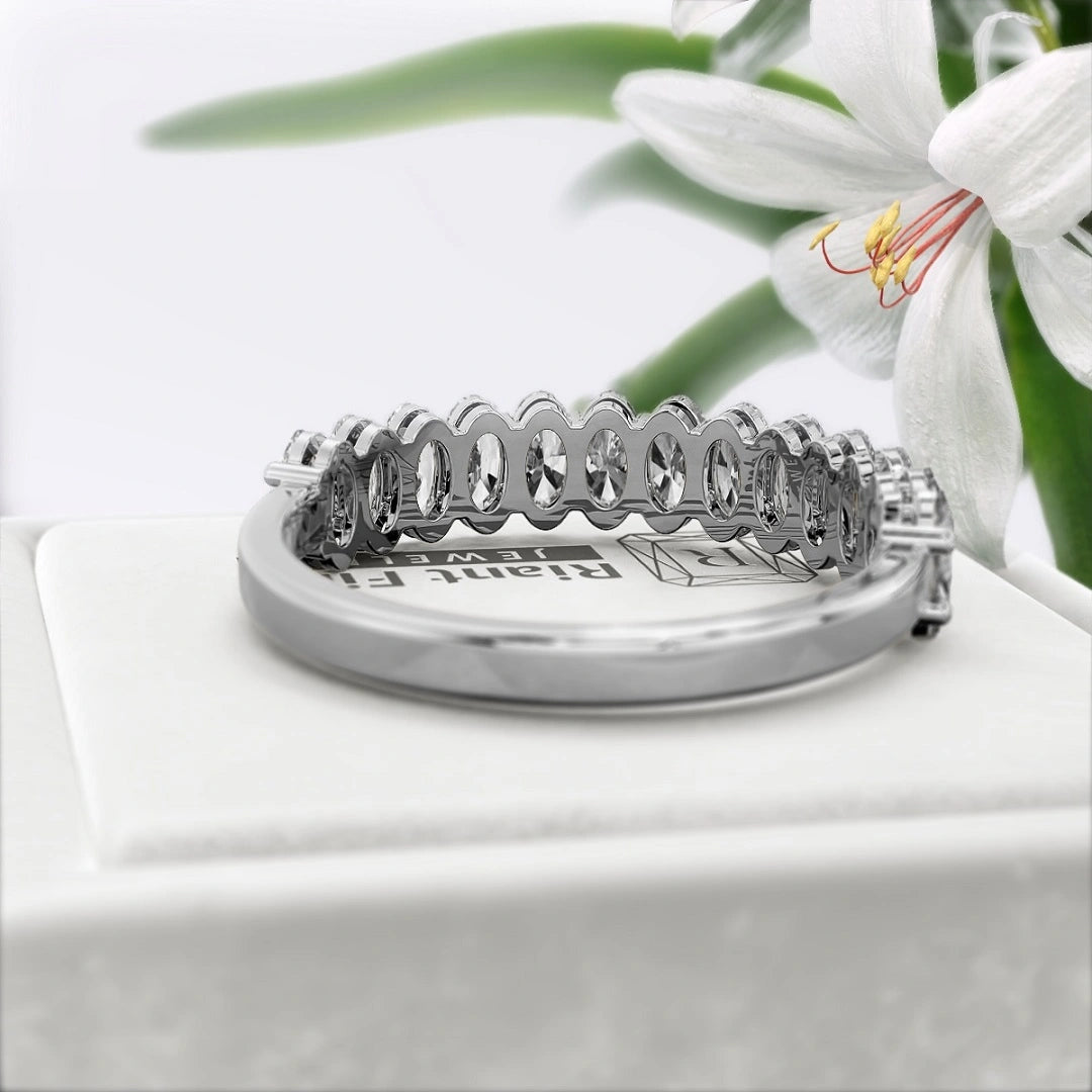 14K-White-Gold-Oval-Wedding-Band-For-Women-Back-View