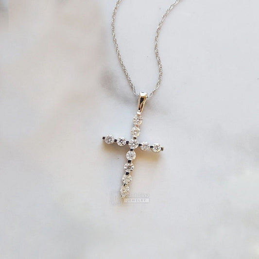 14K Gold Cross Pendant Necklace - Riant Fine Jewelry