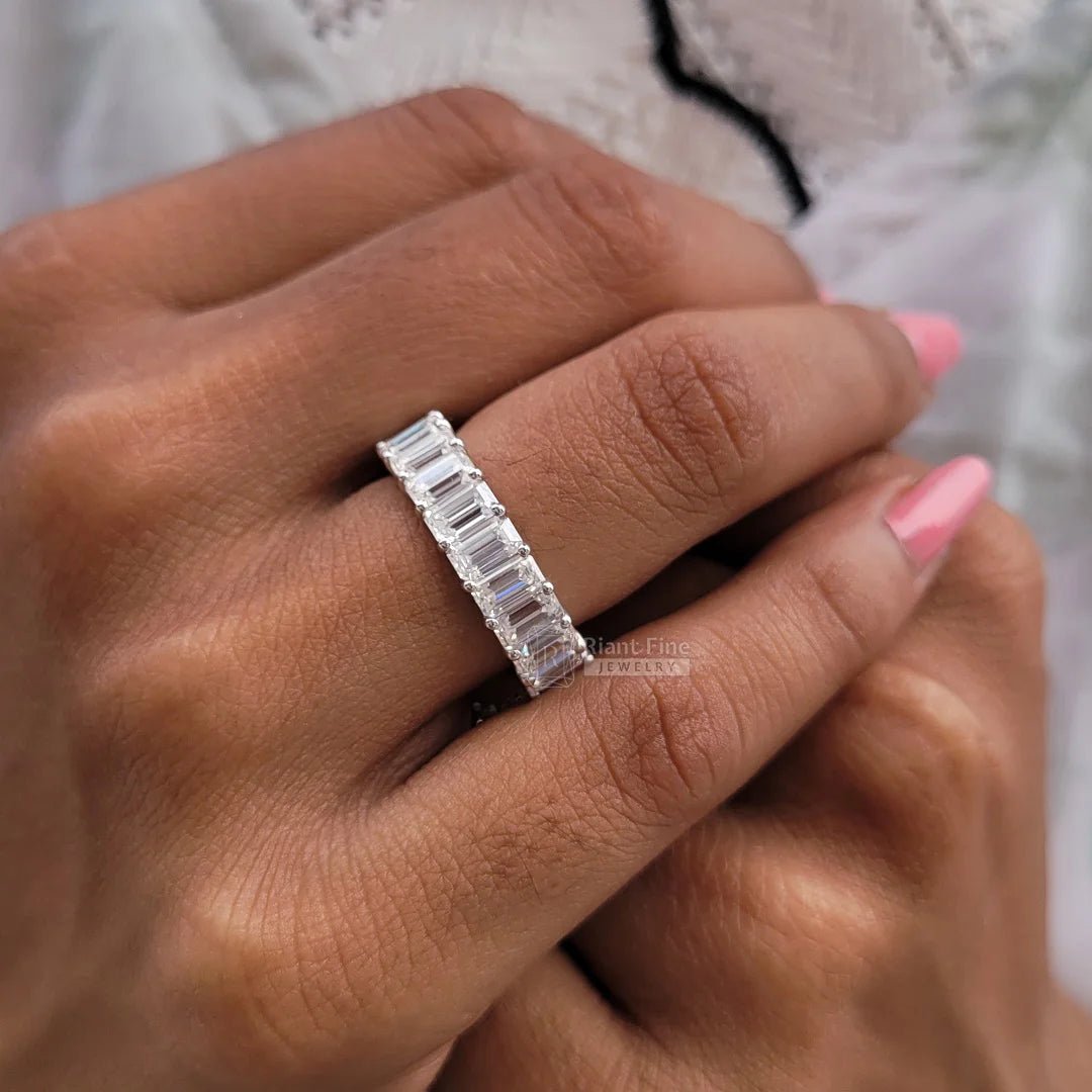14K Gold Emerald Diamond Half Eternity Wedding Band - Riant Fine Jewelry