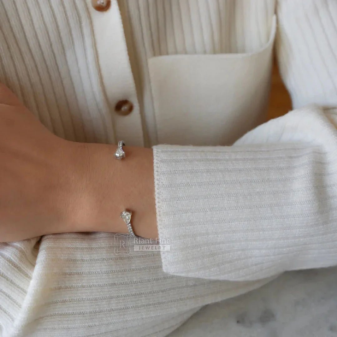 14K Gold Moissanite Cuff Bracelet - Riant Fine Jewelry