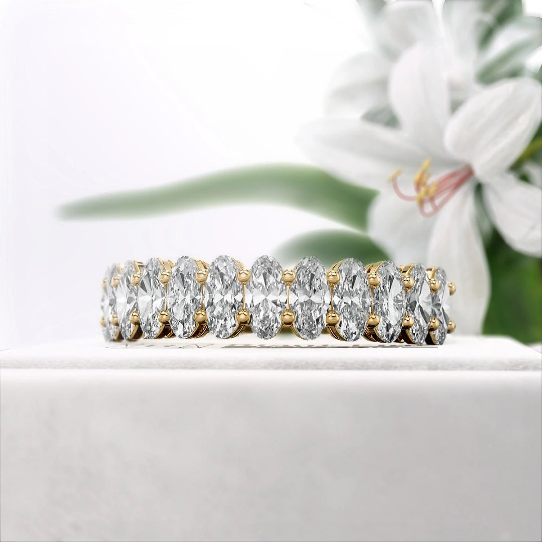 14K Gold Oval Diamond Wedding Band For Women - Riant Fine Jewelry