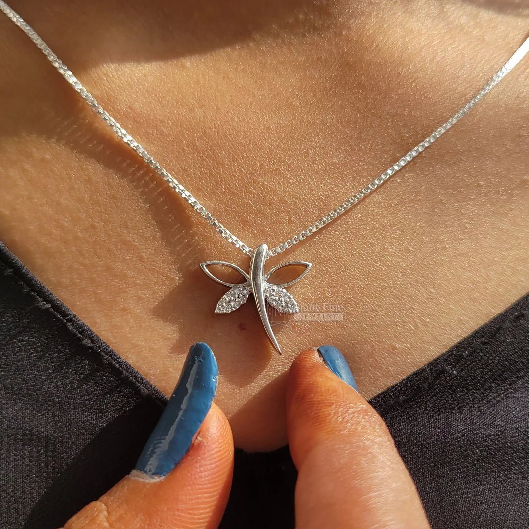 14K Gold Round Diamond Butterfly Pendant - Riant Fine Jewelry