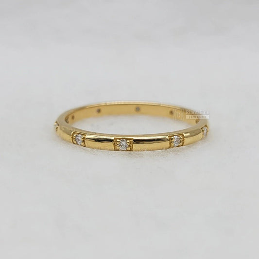 14K Solid Gold Round Diamond Wedding Band - Riant Fine Jewelry