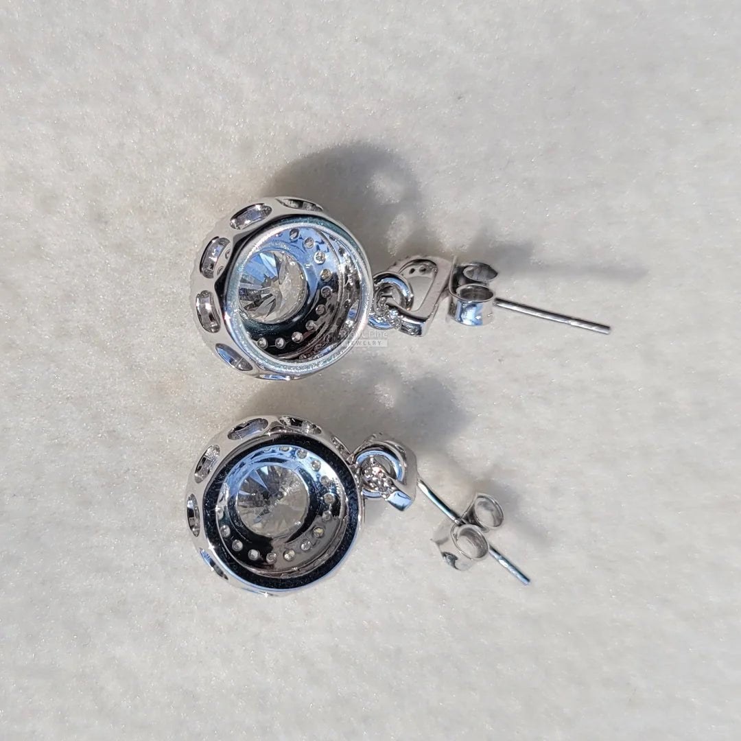 14K White Gold Round Diamond Dangle Drop Earrings - Riant Fine Jewelry