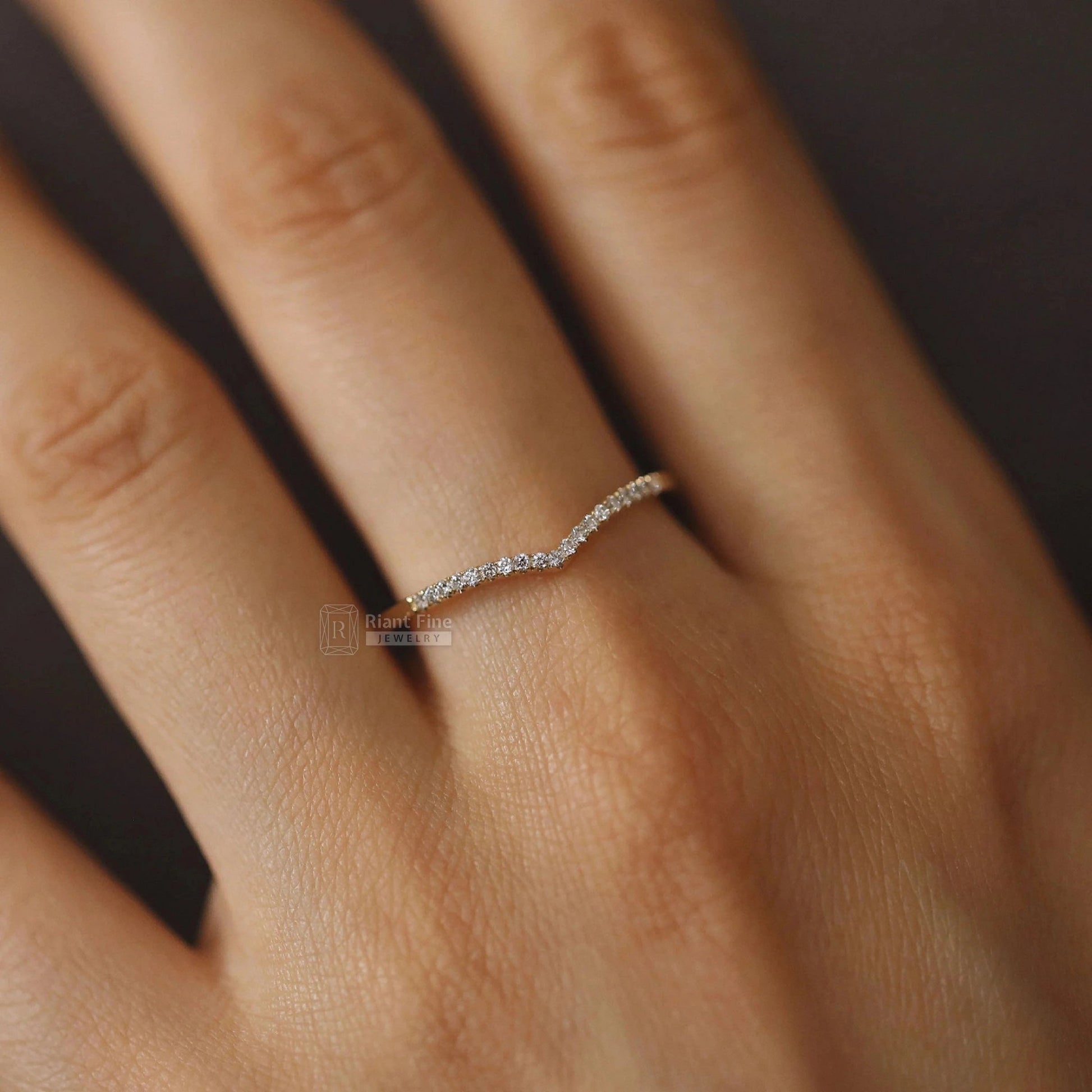 14K Yellow Gold Round Diamond Chevron Wedding Band - Riant Fine Jewelry LLC