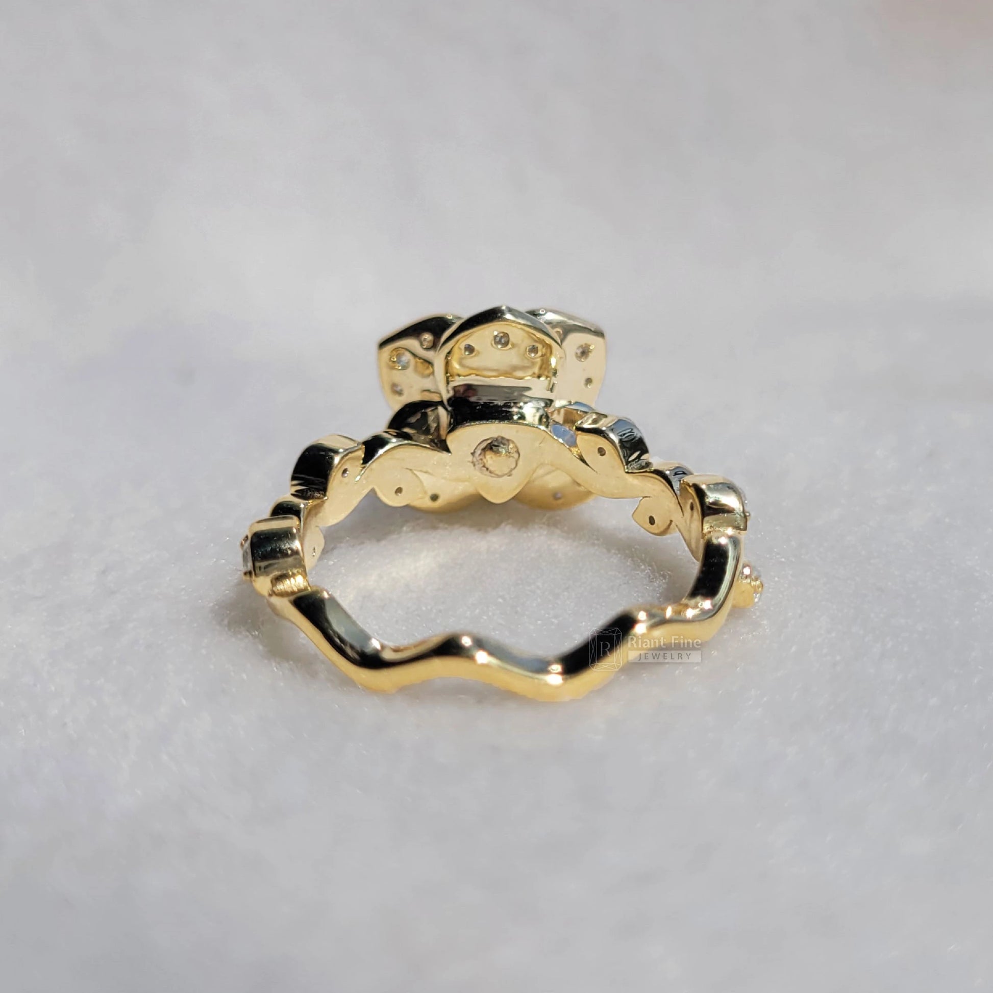 Vintage Diamond Engagement Ring