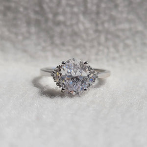 1.5 Ct Oval Diamond Cluster Engagement Ring In 14K Gold