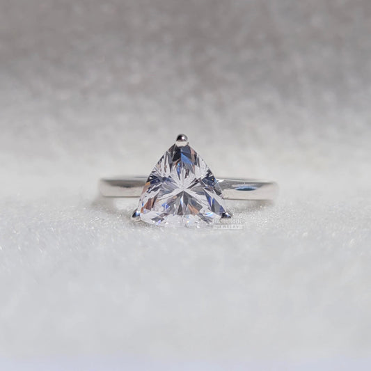 1.5 Ct Triangle Lab Grown Diamond Solitaire Engagement Ring - Riant Fine Jewelry LLC