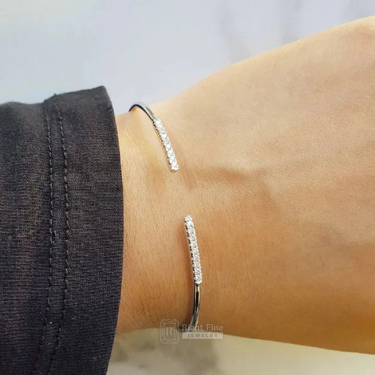 18K Gold Cuff Bracelet With Round Moissanite - Riant Fine Jewelry