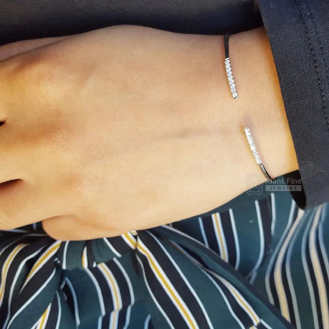 18K Gold Cuff Bracelet With Round Moissanite - Riant Fine Jewelry