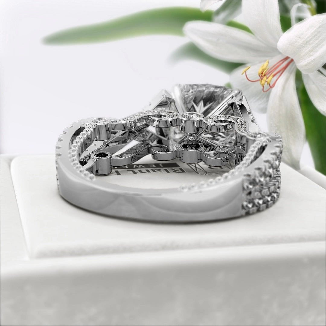 2 Ct Cushion Cut Diamond Engagement Ring in 14K Gold - Riant Fine Jewelry