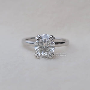 2 Ct Oval Diamond Solitaire Engagement Ring In Gold