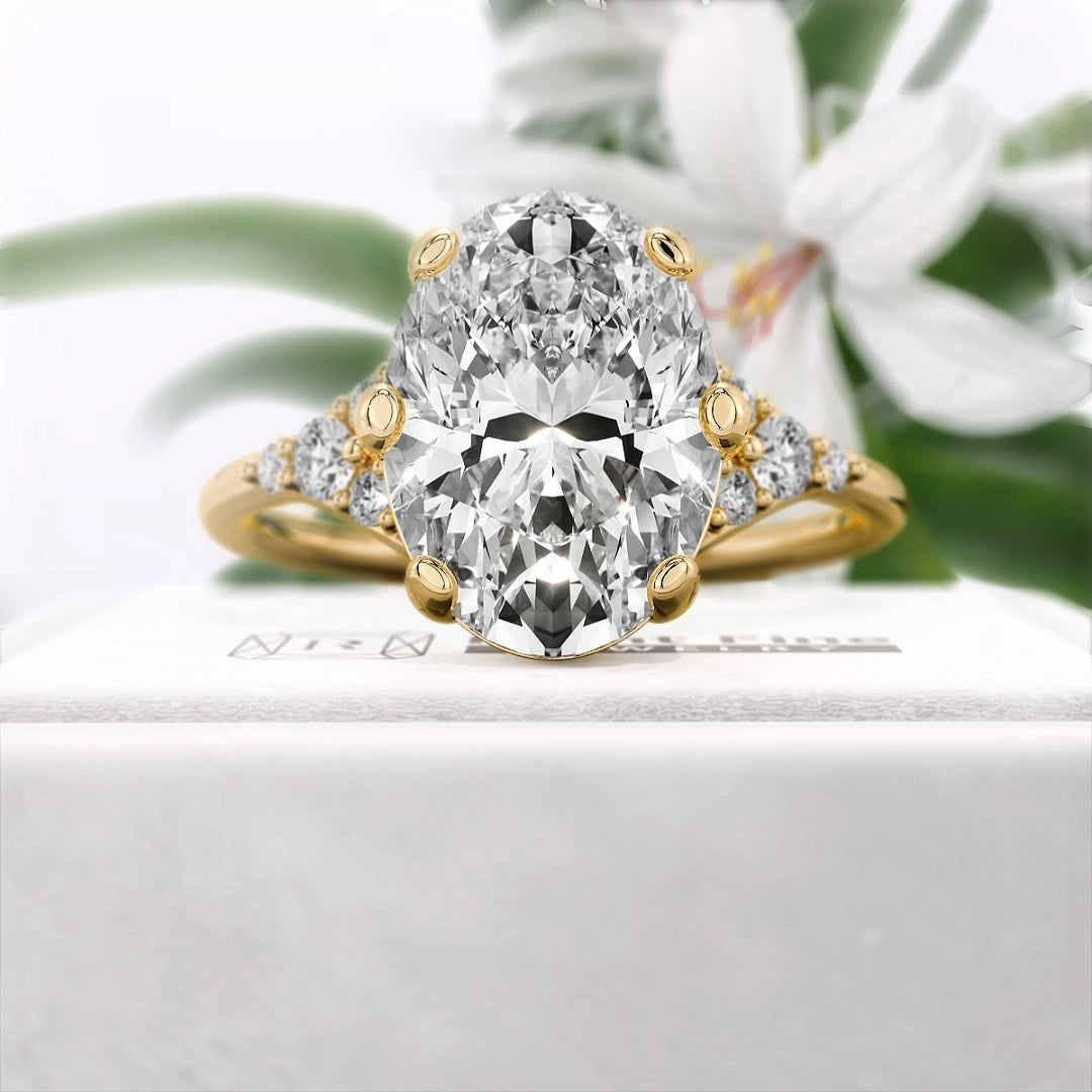 2.5-Ct-Oval-Shaped-Diamond-Unique-Engagement-Rings-Gold-Front-View