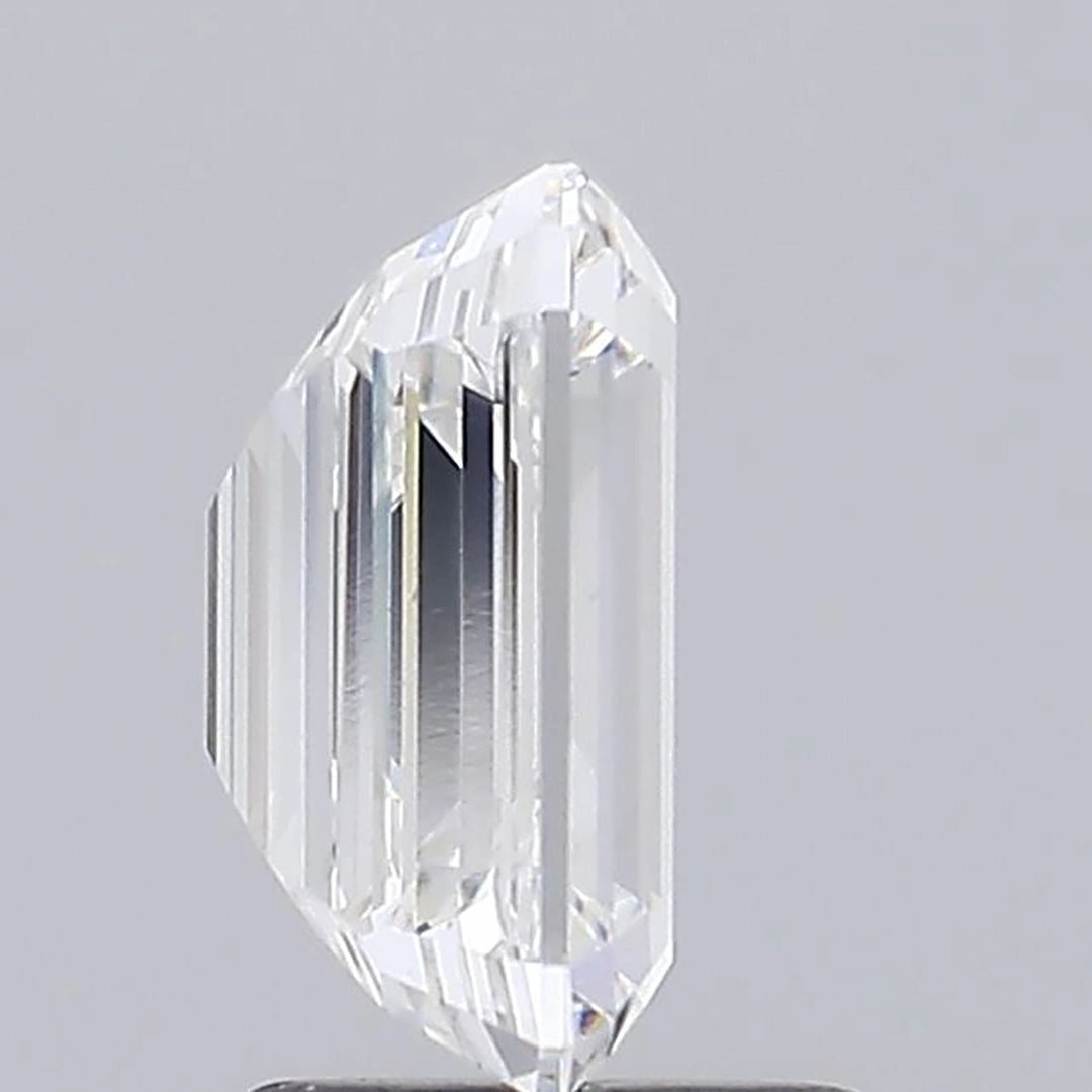 2.27 Ct Emerald Cut Lab Grown Diamond - Riant Fine Jewelry