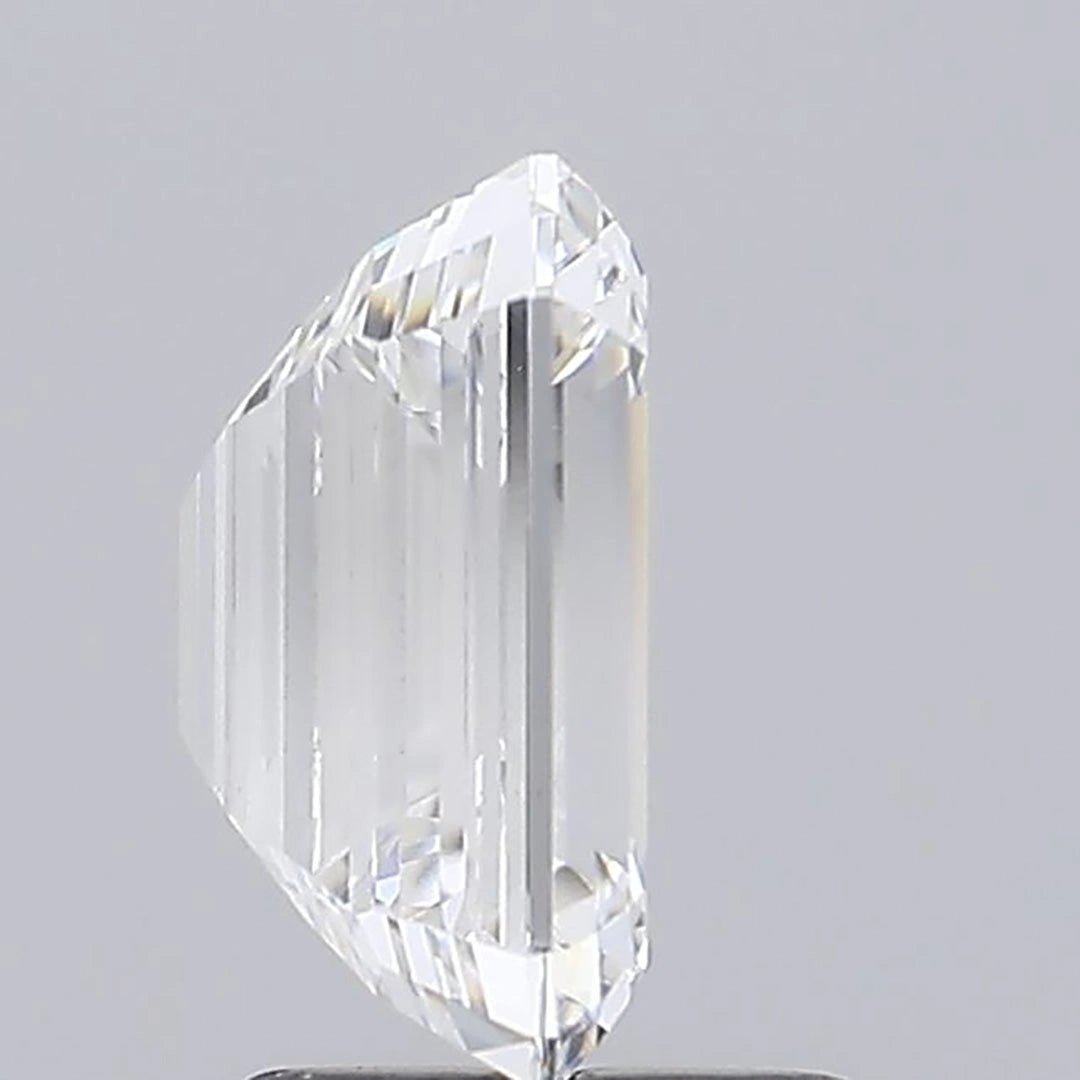 2.33 Ct Emerald Cut Lab Grown Diamond - Riant Fine Jewelry