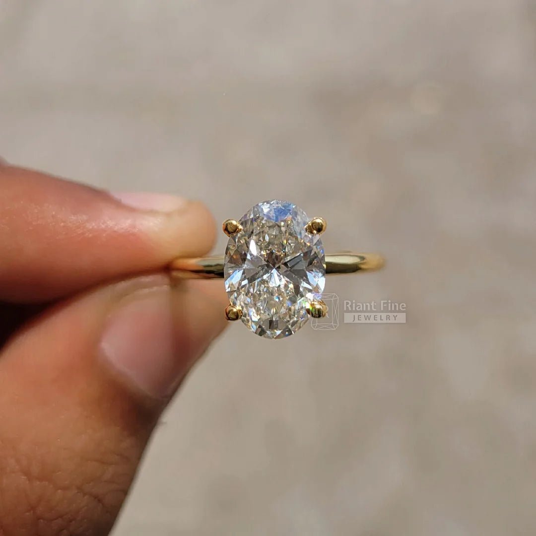 2.5 Ct Oval Diamond Engagement Ring In Yellow Gold - Riant Fine Jewelry