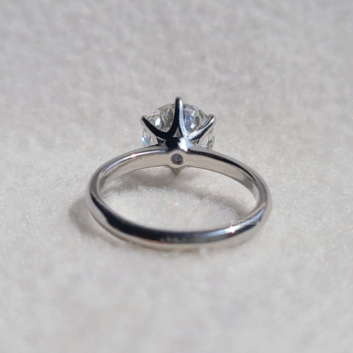 2.5 Ct Round Lab Diamond Solitaire Engagement Ring in Gold - Riant Fine Jewelry LLC