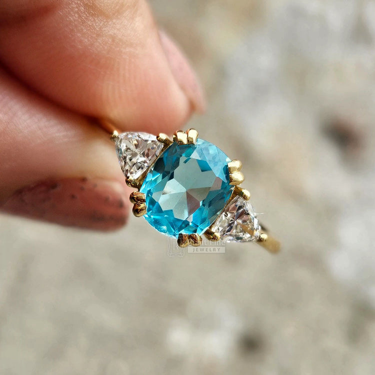 Three-Stone-Engagement-Ring