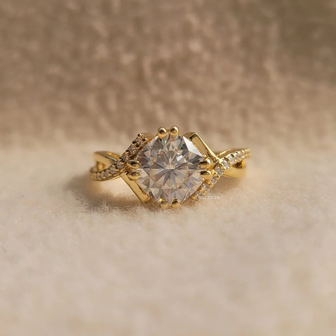 Cushion Diamond Yellow Gold Ring