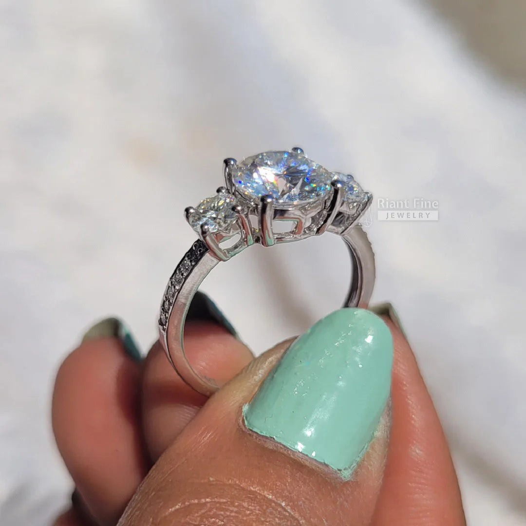 Unique Setting Diamond Ring In White Gold