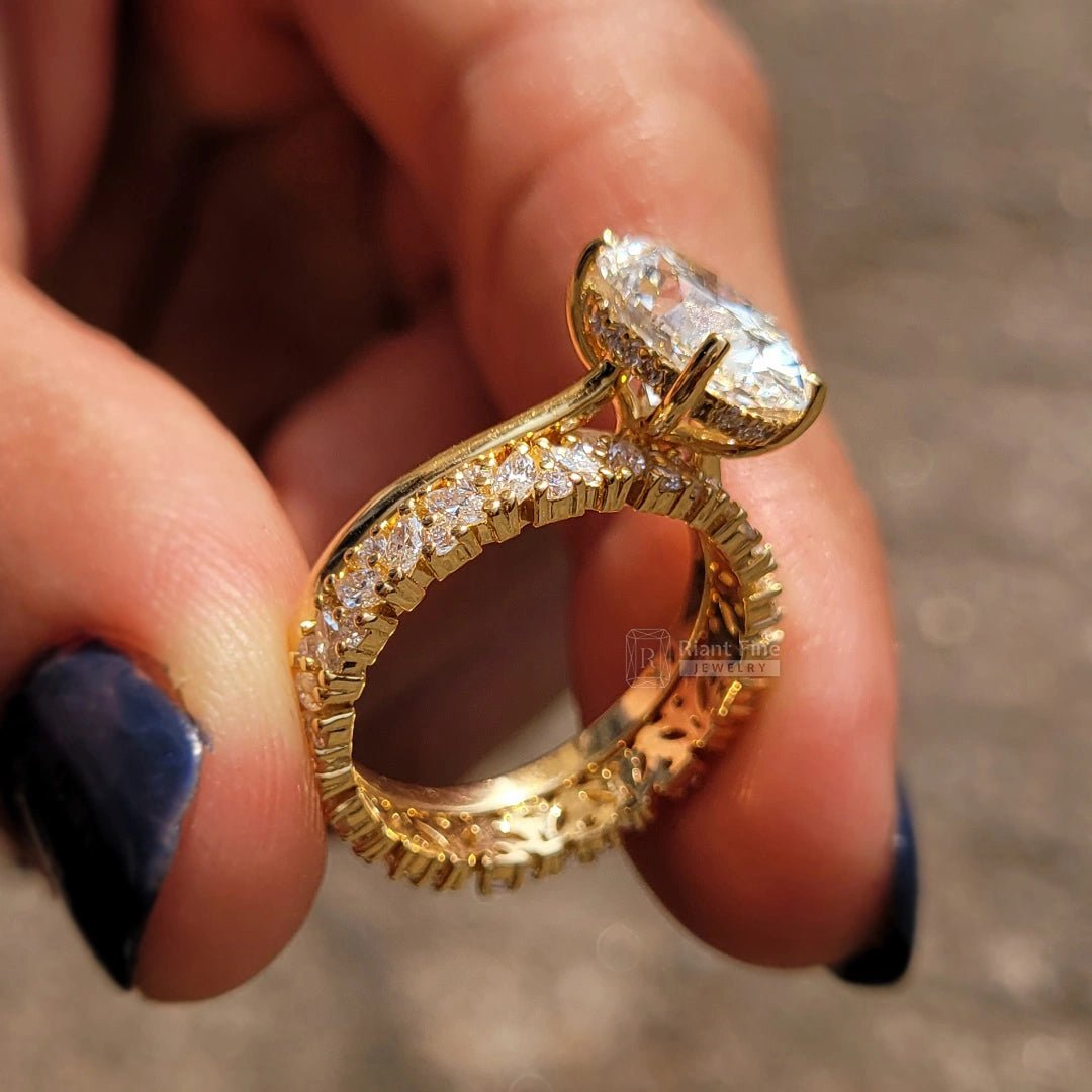 3 Carat Oval Diamond Engagement Ring Set in 14K Gold - Riant Fine Jewelry