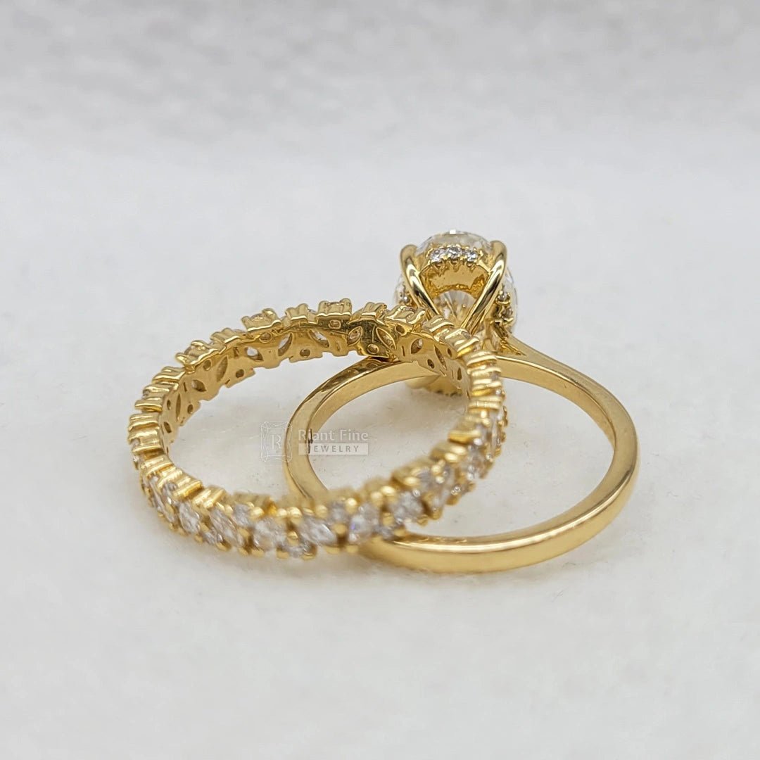 3 Carat Oval Diamond Engagement Ring Set in 14K Gold - Riant Fine Jewelry