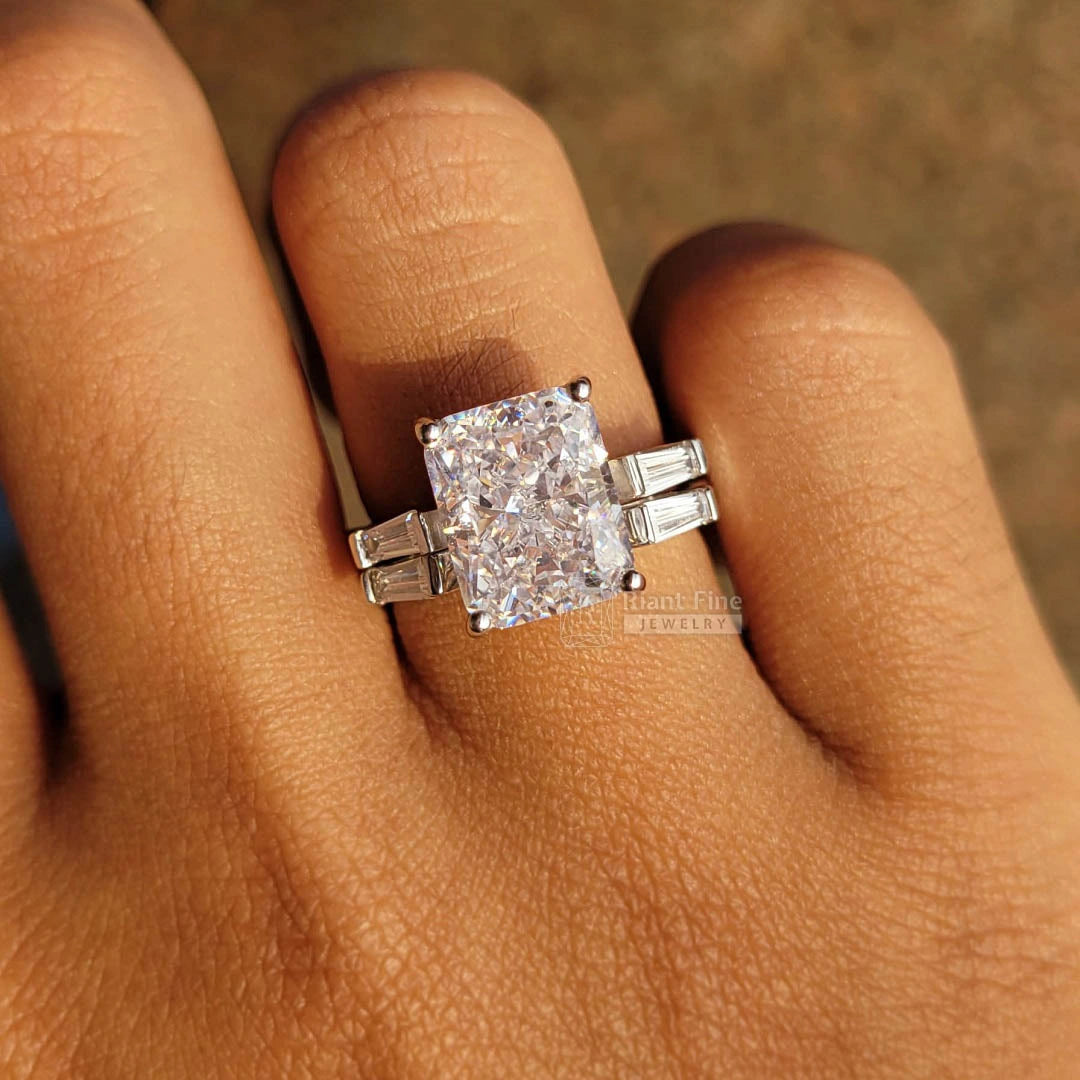 Radiant-Cut-Diamond-Ring