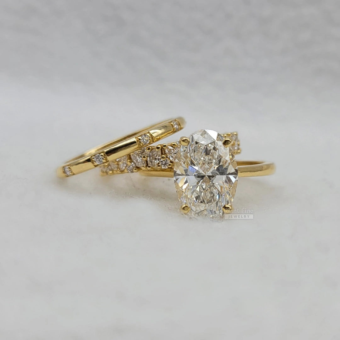 3 Carat Oval Diamond Engagement Ring Set in 14K Gold