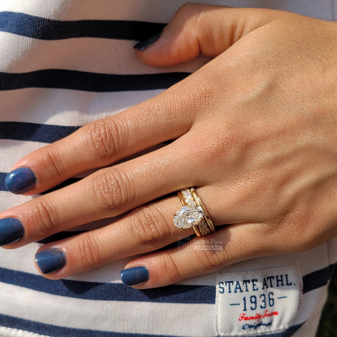 3 Carat Oval Diamond Engagement Ring Set in 14K Gold