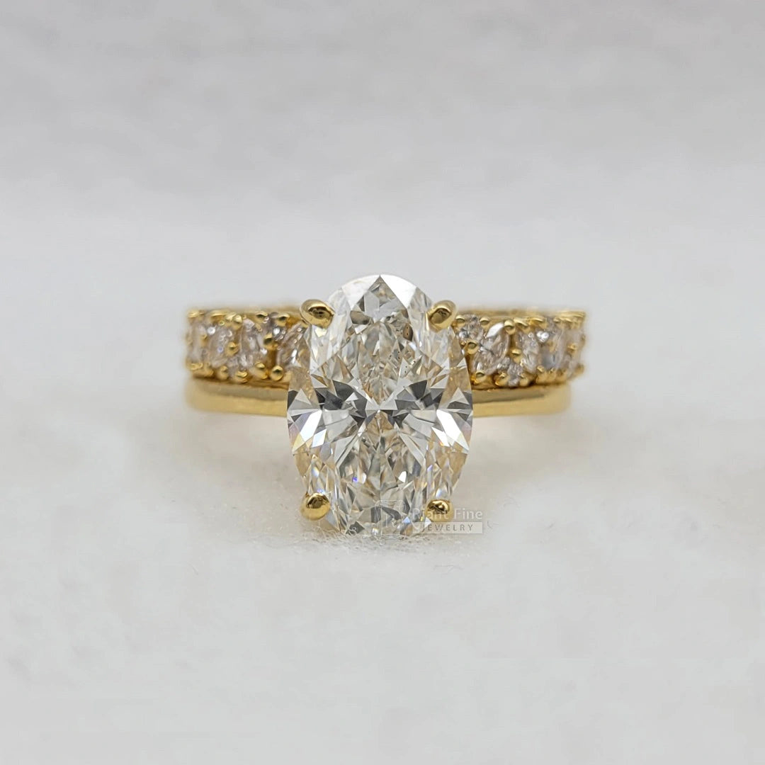 oval-diamond-ring-set