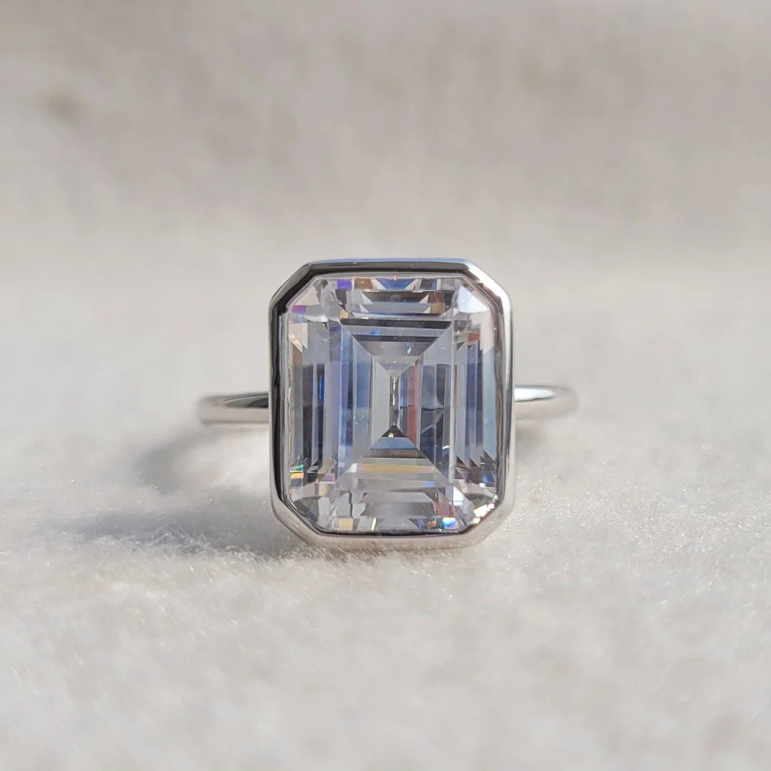 5 Ct Emerald Lab Diamond Gold Bezel Engagement Ring - Riant Fine Jewelry