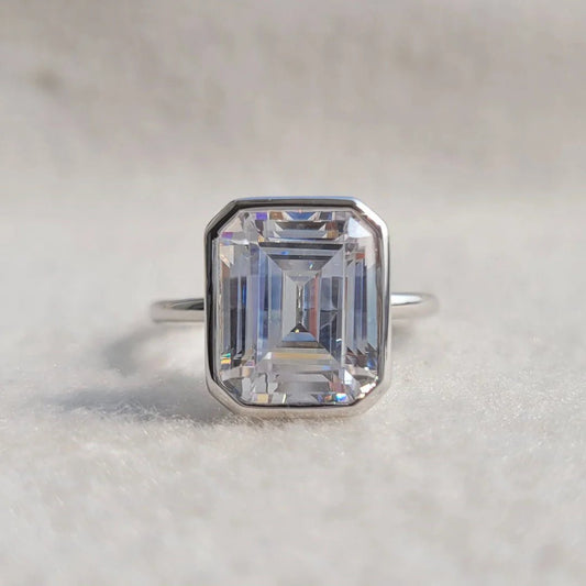 5 Ct Emerald Lab Diamond Gold Bezel Engagement Ring - Riant Fine Jewelry