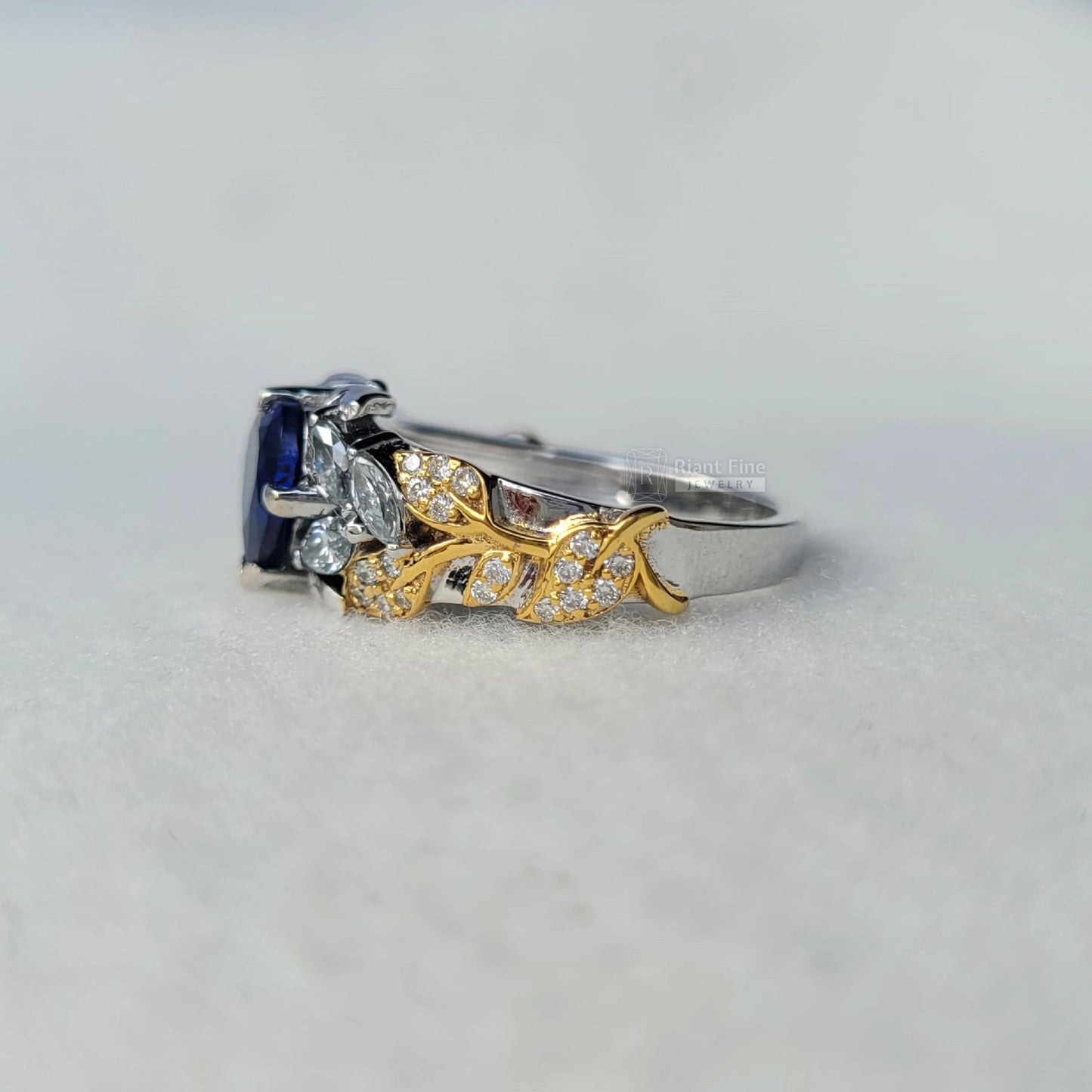 7 mm Heart Cut Blue Sapphire Engagement Ring in Gold - Riant Fine Jewelry LLC